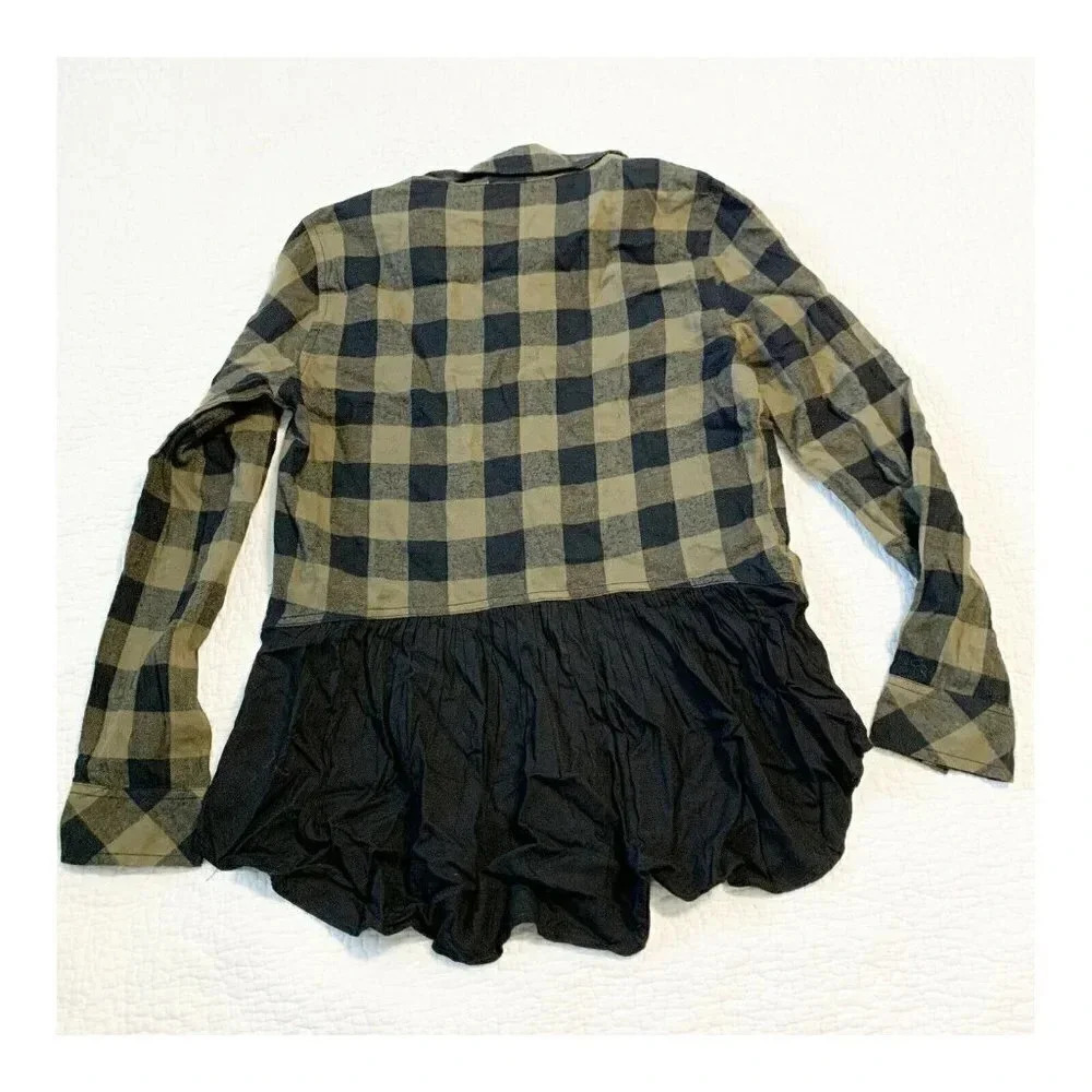 BeachLunchLounge Tammy Plaid Peplum Blouse Olive - Picture 3 of 4
